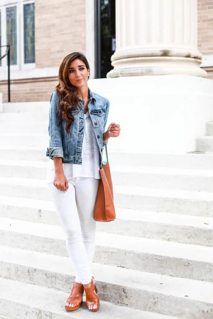 30+ Ways to Effortlessly Rock A Denim Jacket #DenimJacket #DenimJacketOutfits #DenimJacketSpring #DenimJacketWinter