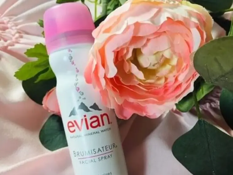 benefits-Evian-Facial-Spray