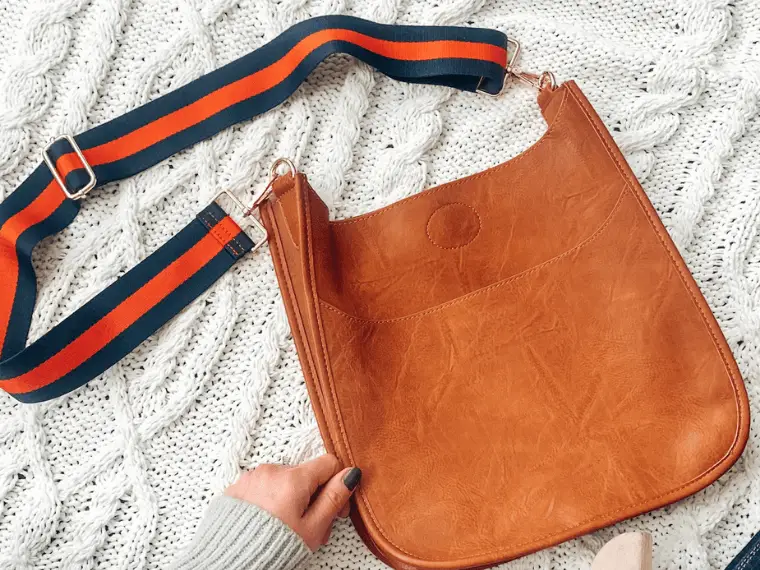 Mama needs a brand new bag. Or smartphone crossbody bag. It's 2018!