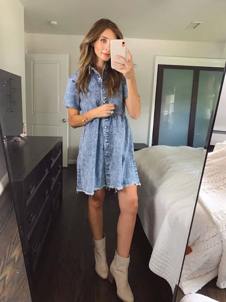 Last Night Denim Dress - Light Wash - H&O